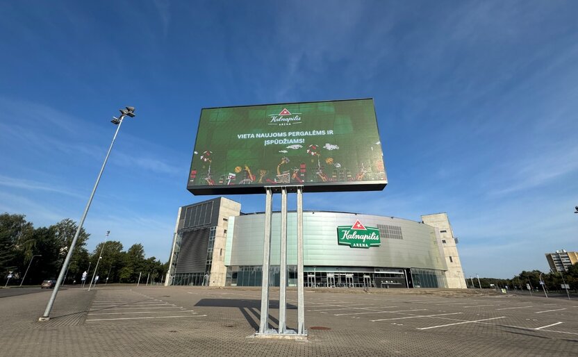 Panevėžyje – naujas LED ekranas prie „Kalnapilio“ arenos